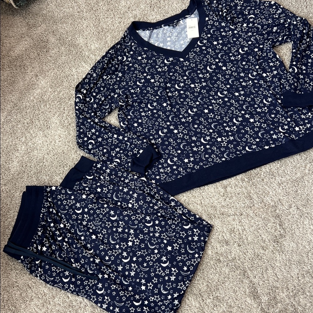 NWT Splendid XL 2-Piece Pajama Set Navy Star Moon Print Lounge Sleep Cozy Soft - Picture 3 of 15